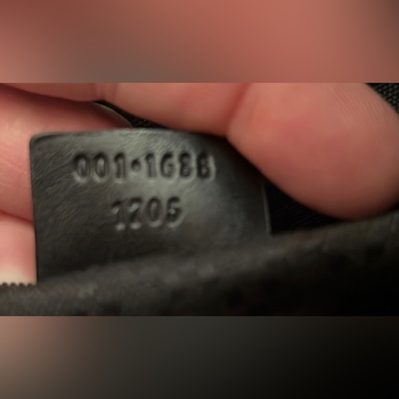 Authentic Gucci Bamboo Crossbody Shoulder Bag - Picture 8 of 12